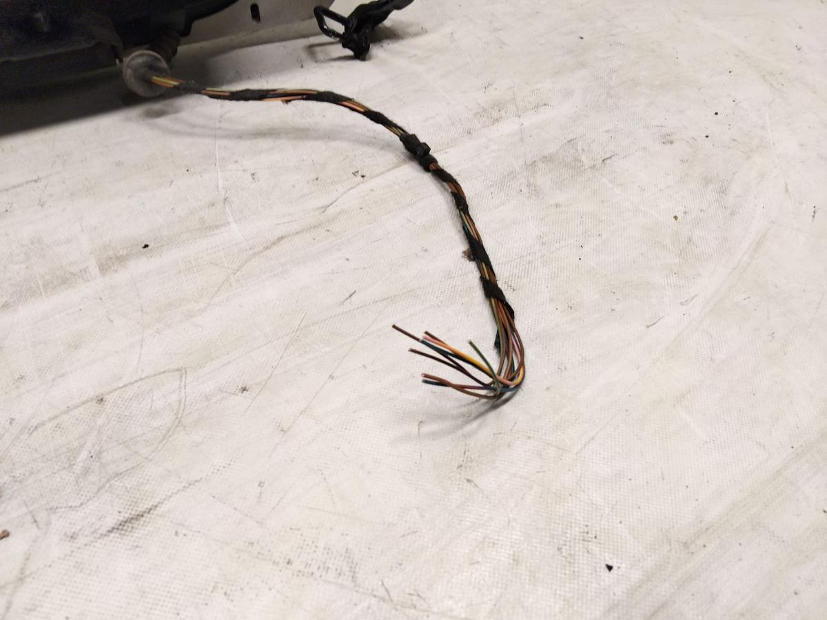 Smart Fortwo 451 original Heckklappe Unterteil mit Beplankung weiss BJ2009