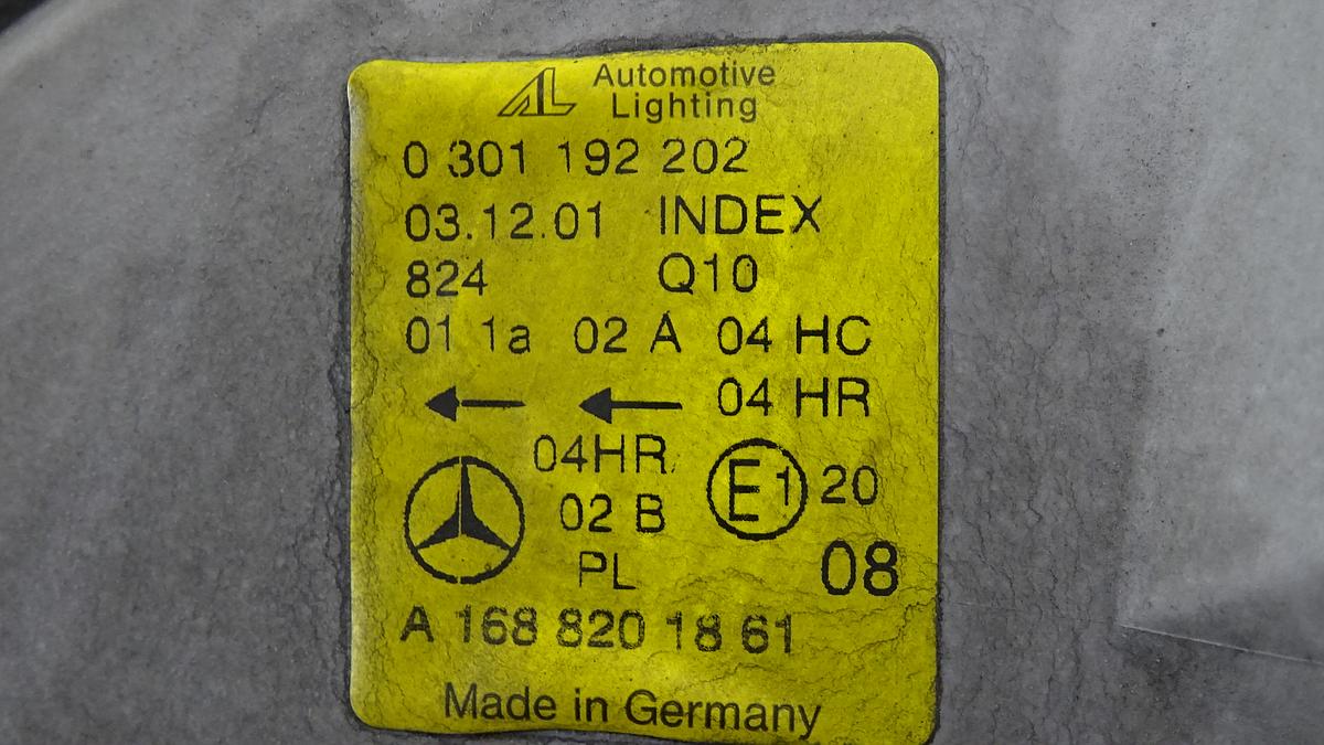 Mercedes A Klasse W168 Bj2001 Hauptscheinwerfer rechts A1688201861 0301192202 Frontscheinwerfer