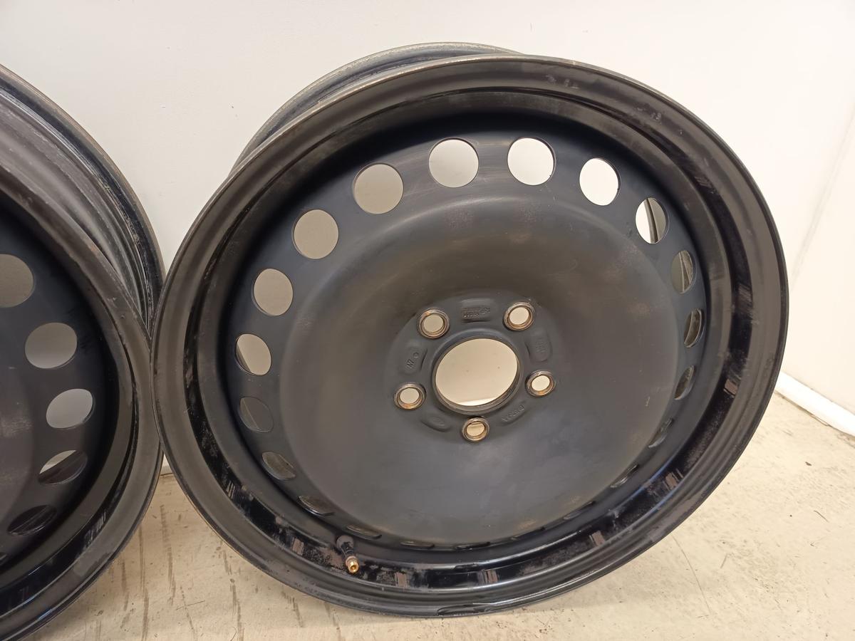 Ford Focus III Turnier original Satz Stahlfelgen 6,5x16 ET50 Bj 2015