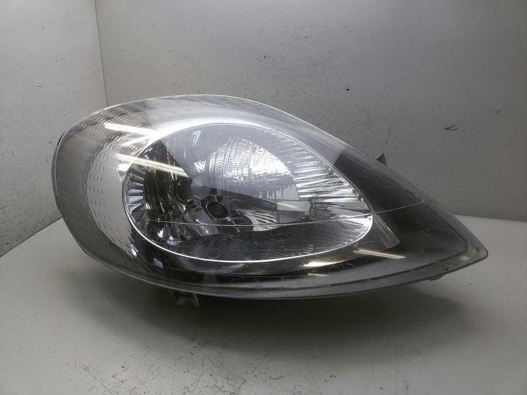 Opel Vivaro Bj2002 original Scheinwerfer vorn rechts Halogen