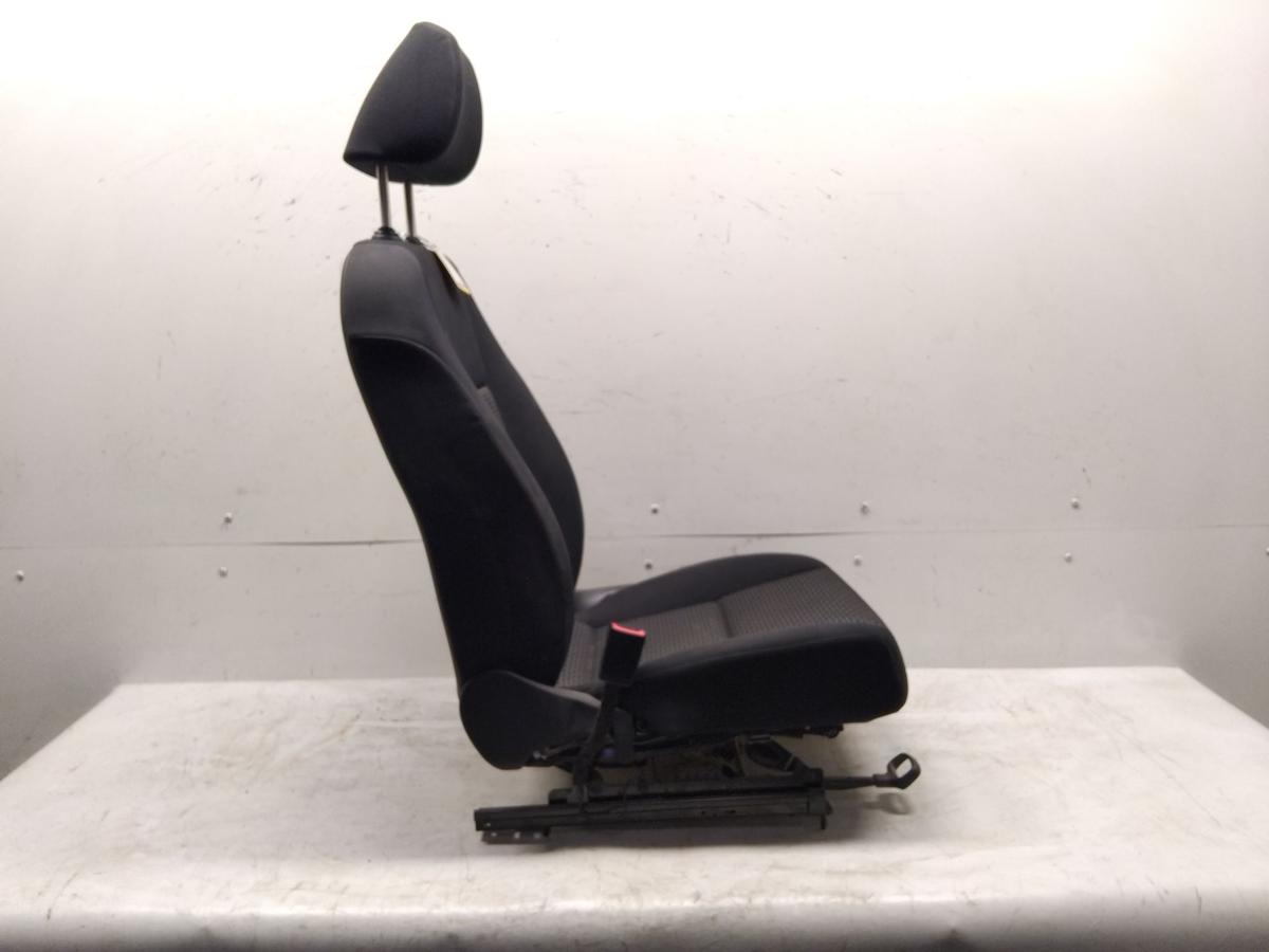 VW Golf 6 original Sitz vorn links Fahrersitz 5-t&uuml;rig Stoff dunkelgrau BJ2009