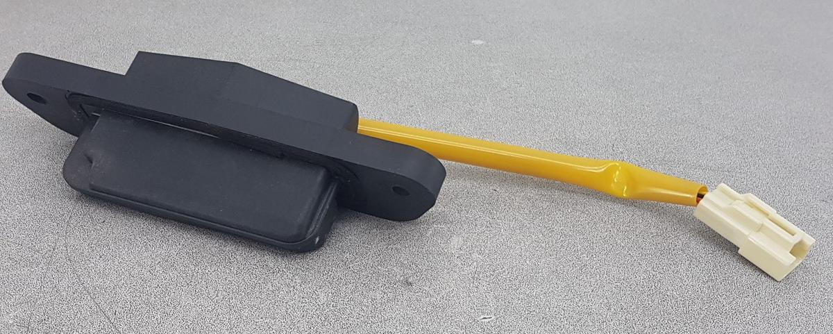 Mitsubishi Eclipse Cross Taster &Ouml;ffner Heckklappe Bj2023 Modell ab 2021