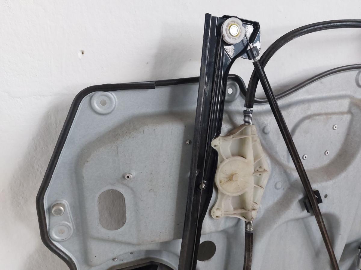 VW Caddy 2C ab 10 Fensterheber vorn links elektrisch Grundplatte ohne Motor