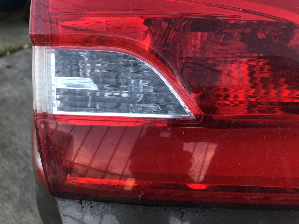 Peugeot 308 SW T9 R&uuml;ckleuchte innen links R&uuml;cklicht R&uuml;ckscheinwerfer