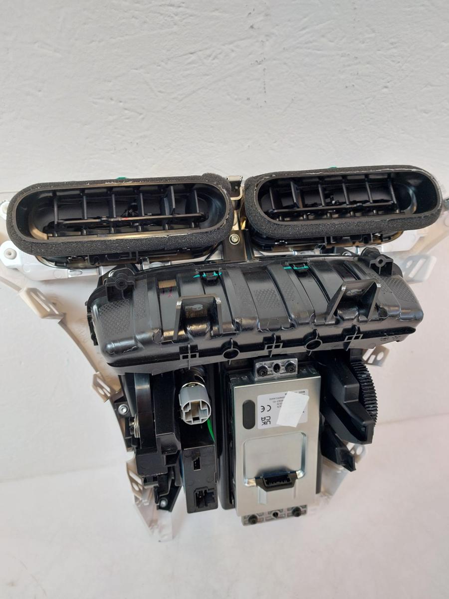 Smart #1 HX11 Pulse Luftdüsen Luftduschen mitte induktives Laden USB Anschluss