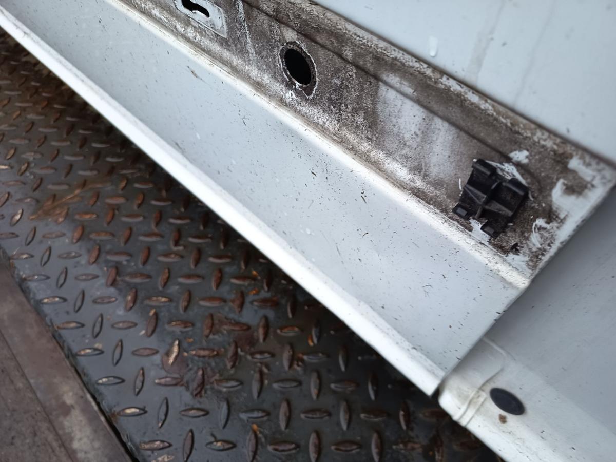 Mercedes Vito W639 original Schiebet&uuml;r rechts Fond 9147 Arktiswei&szlig; Bj 2007