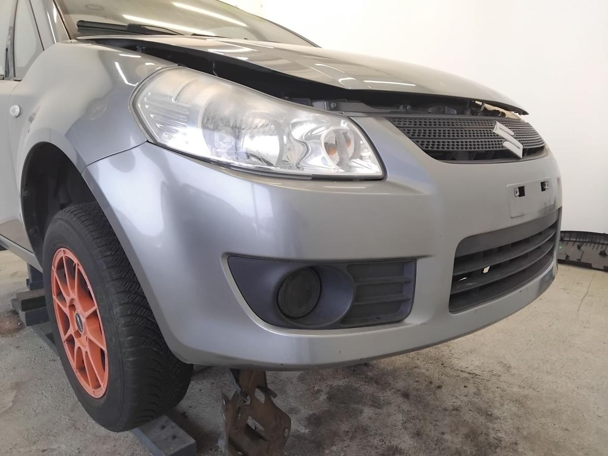 Suzuki SX4 original Sto&szlig;f&auml;nger Sto&szlig;stange vorn ZCD Galactic Gray BJ2006