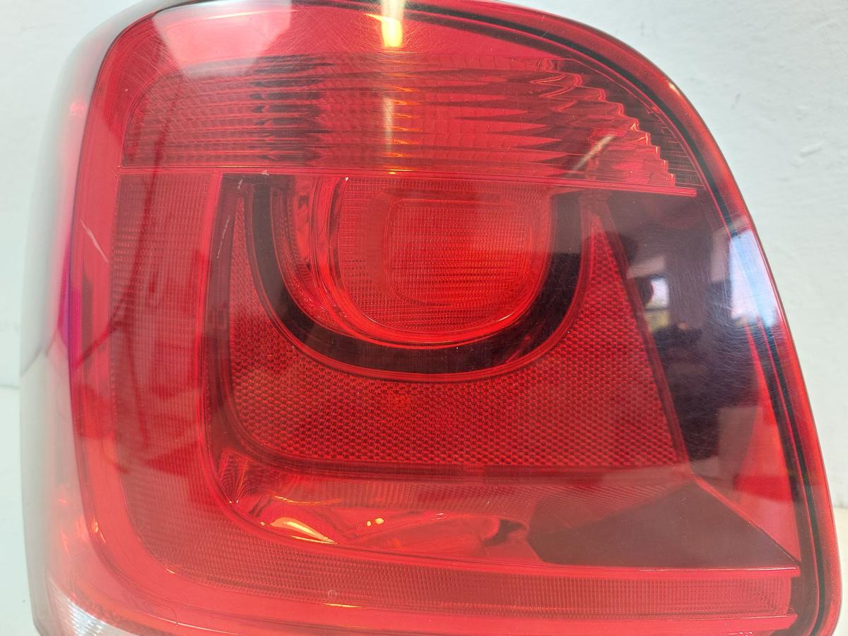 VW Polo 6R R&uuml;ckleuchte links R&uuml;cklicht Heckleuchte Licht hinten