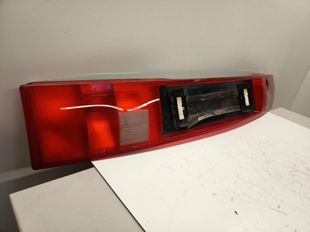 Audi Cabrio B3 8G7 orig Heckblende Lichtband Mitte 8G0945225 Bj 1991