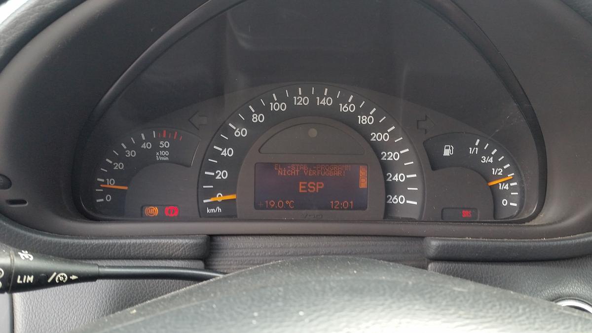 Mercedes Benz S203 Bj. 2003 vor Facelift org. Kombiinstrument Tacho Tachometer