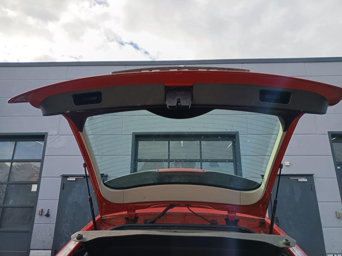 Ford Focus II Flie&szlig;heck original Heckklappe mit Scheibe Colorado Rot Bj 2005