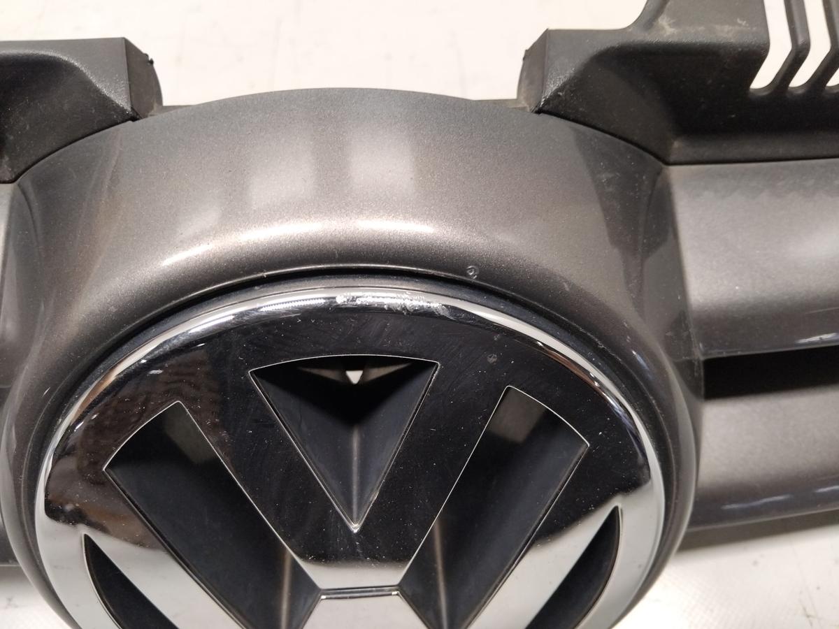 VW Golf 5 original Kühlergrill unitedgrey LA7T mit Emblem Bj.2006 VW Golf 5 original Kühlergrill unitedgrey LA7T mit Emblem Bj.2006