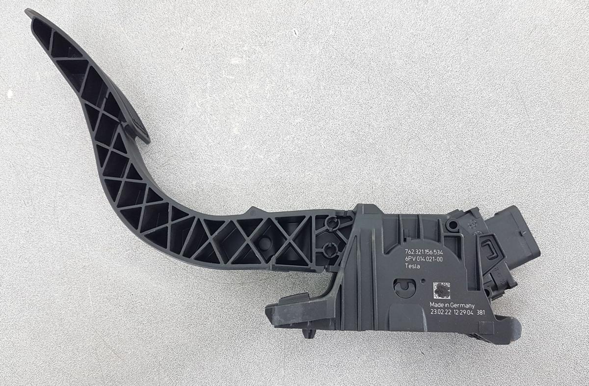 Tesla Model Y Gaspedal Gaspedalsensor Bj2022 762321156534