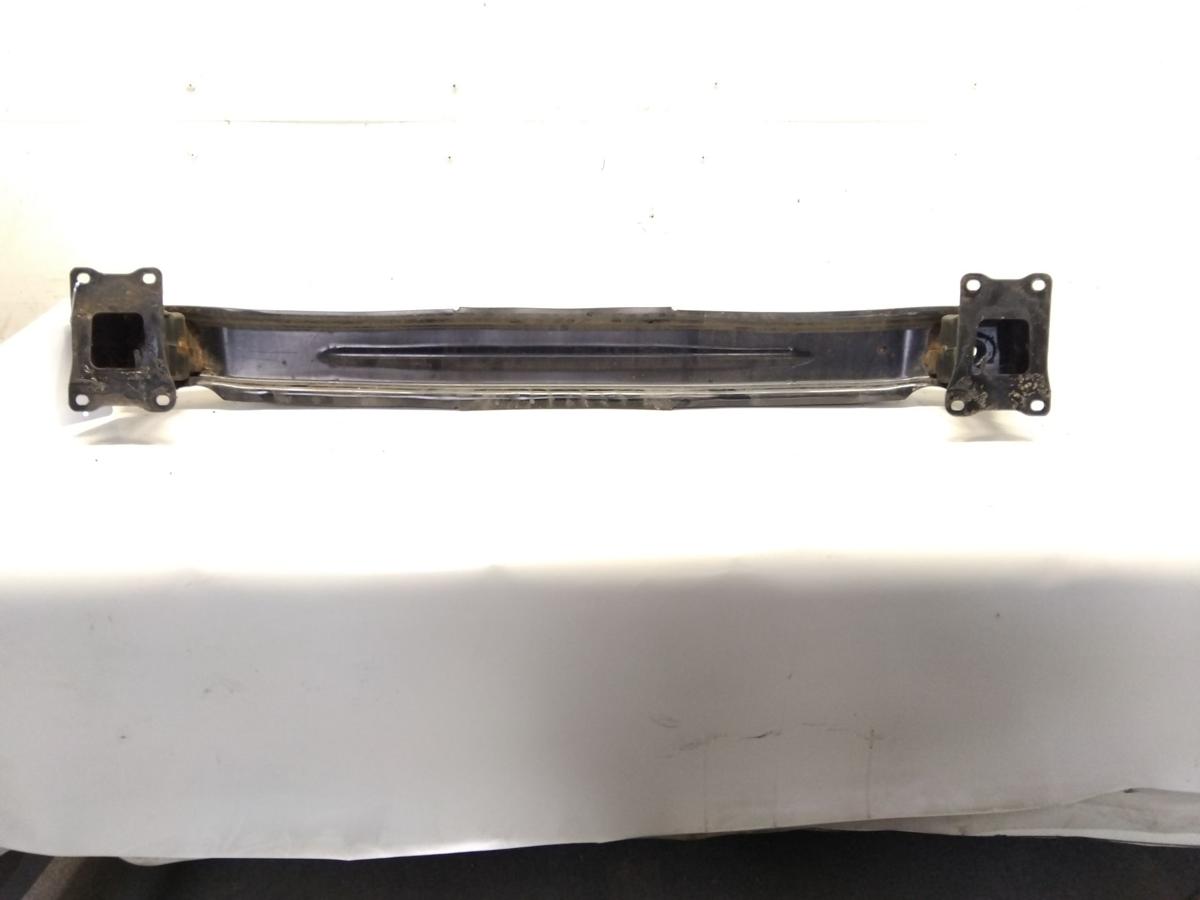 Seat Leon Kombi ST 5F original Träger Verstärkung Stoßfänger hinten Bj.2019