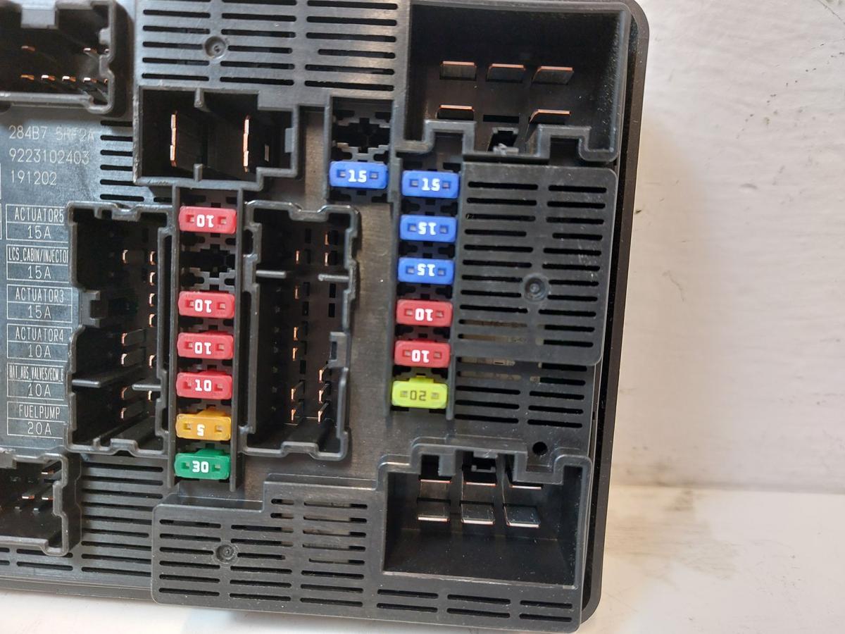 Nissan Micra K14 Sicherungskasten Sicherungstr&auml;ger OEM