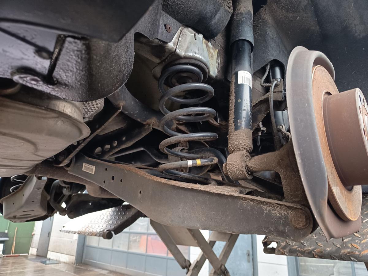 VW Golf Plus 5M original Hinterachse Tr&auml;ger scheibengebremst 5 Loch Bj 2006