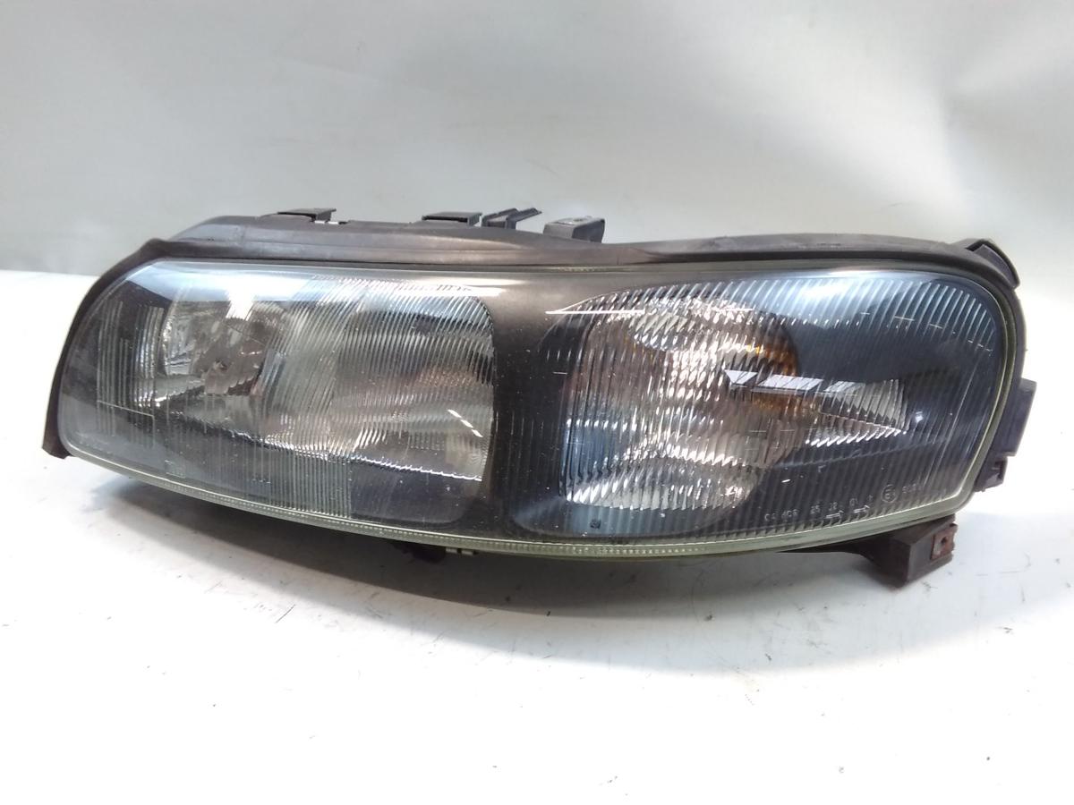 Volvo V70 II original Scheinwerfer links Valeo Halogen mit LWR Bj.2002