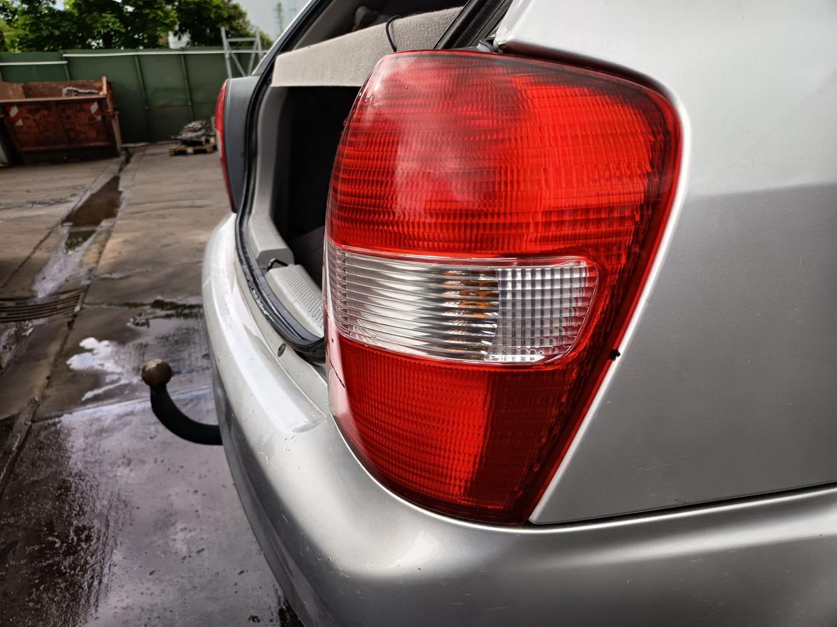 Mazda 323f VI original Rückleuchte rechts Heck/Schluss/Licht Bj 2002