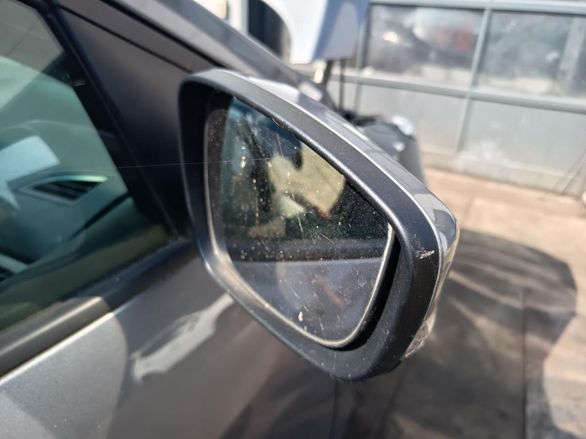Hyundai i30 GD original Aussenspiegel rechts elektrisch ZAR Steel grey Bj 2013