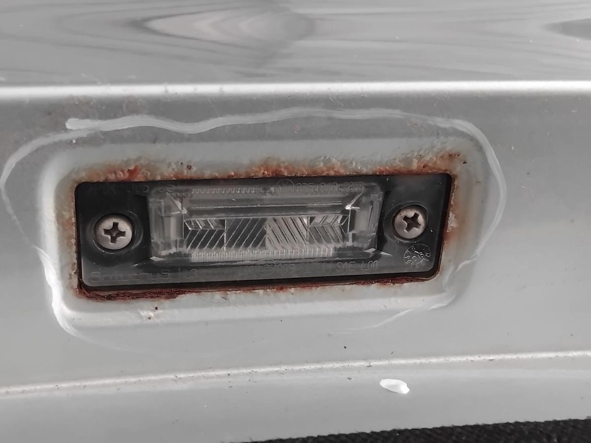 VW Jetta 5 1K2 Heckklappe Kofferraumdeckel LA7W reflexsilber BJ2007 Anrostung