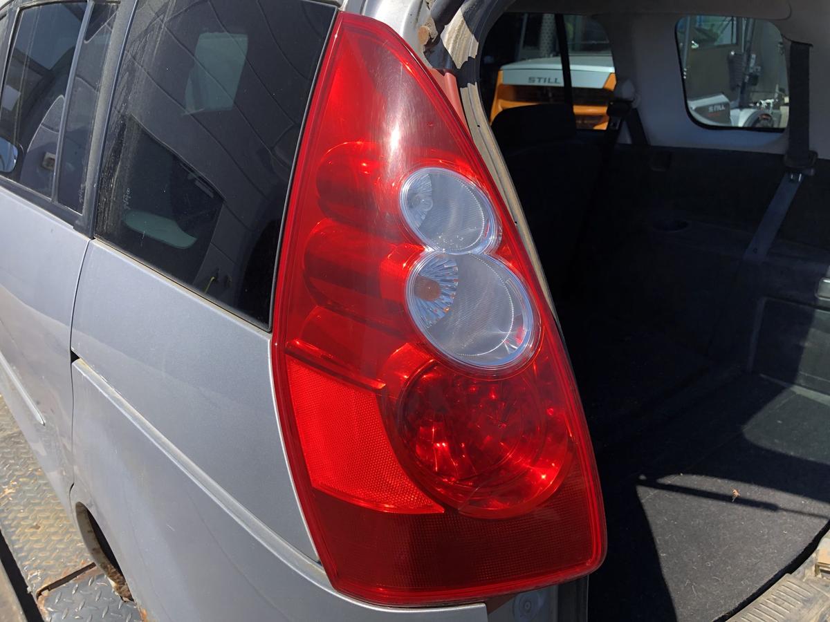Mazda 5 original Rückleuchte links Heck/Schluss/Licht Bj 2006