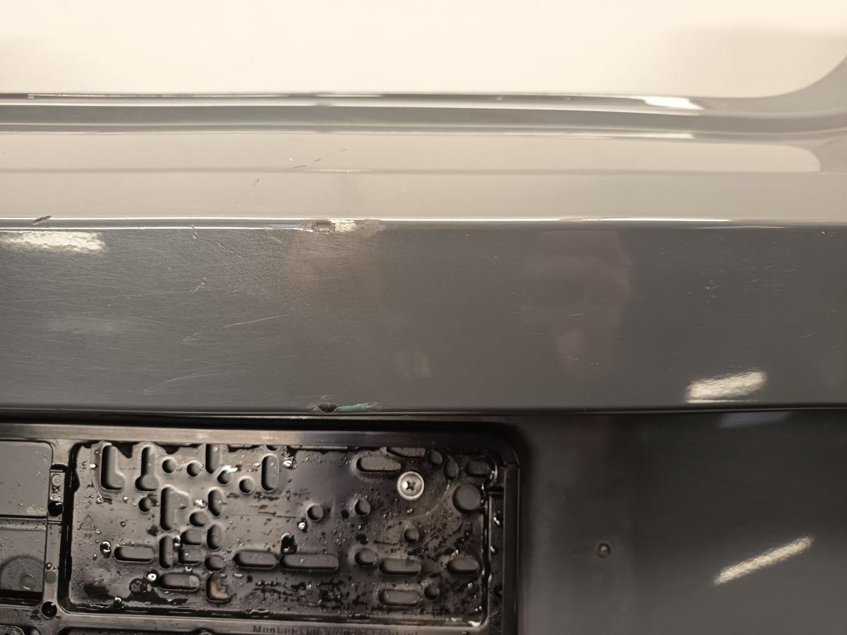 Seat Leon 1P Facelift Bj 2009 original Sto&szlig;f&auml;nger hinten mit PDC LZ7X Nimbusgrau