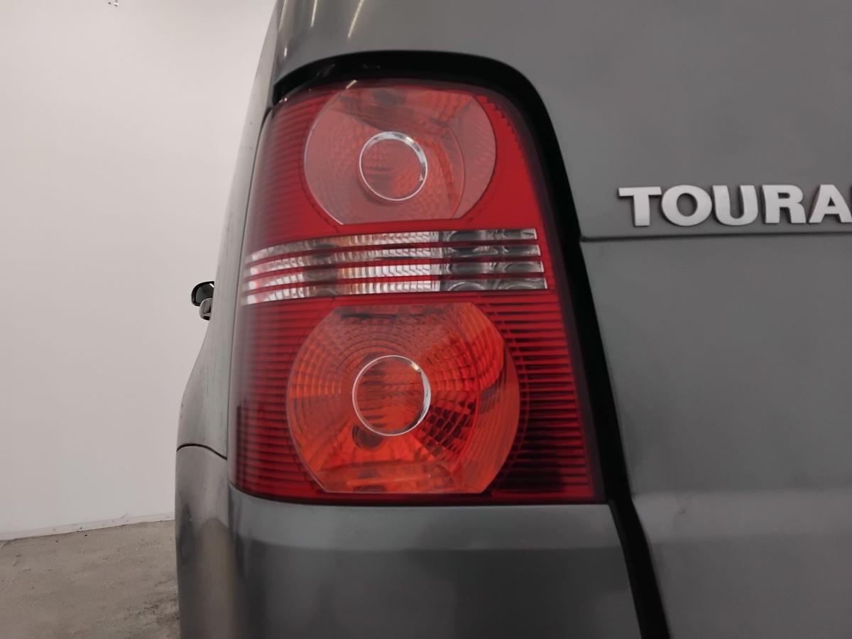 VW Touran 1T Facelift original R&uuml;ckleuchte Schlussleuchte links BJ2007