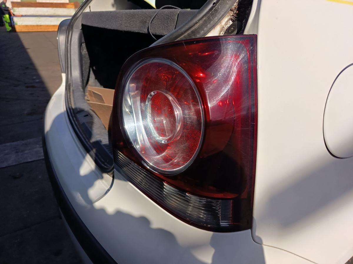 VW Polo 9N3 original R&uuml;ckleuchte rechts Heck Schluss Licht Bj 2009
