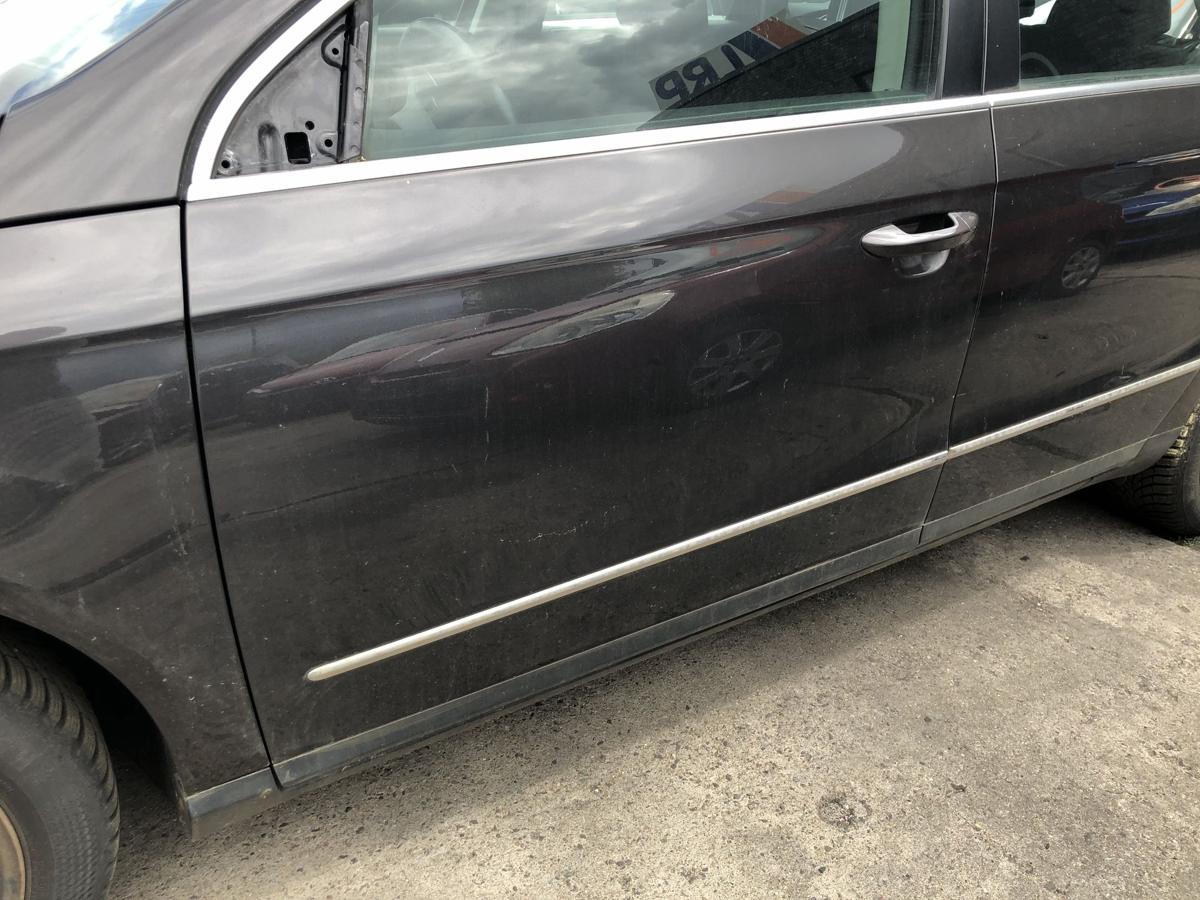 VW Passat 3C B6 Variant T&uuml;r vorn links Fahrert&uuml;r im Rohbau LC8Z Moccabrown