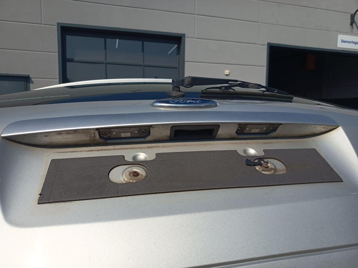 Ford Focus II Turnier original Heckklappe mit Scheibe Polarsilber Bj 2008