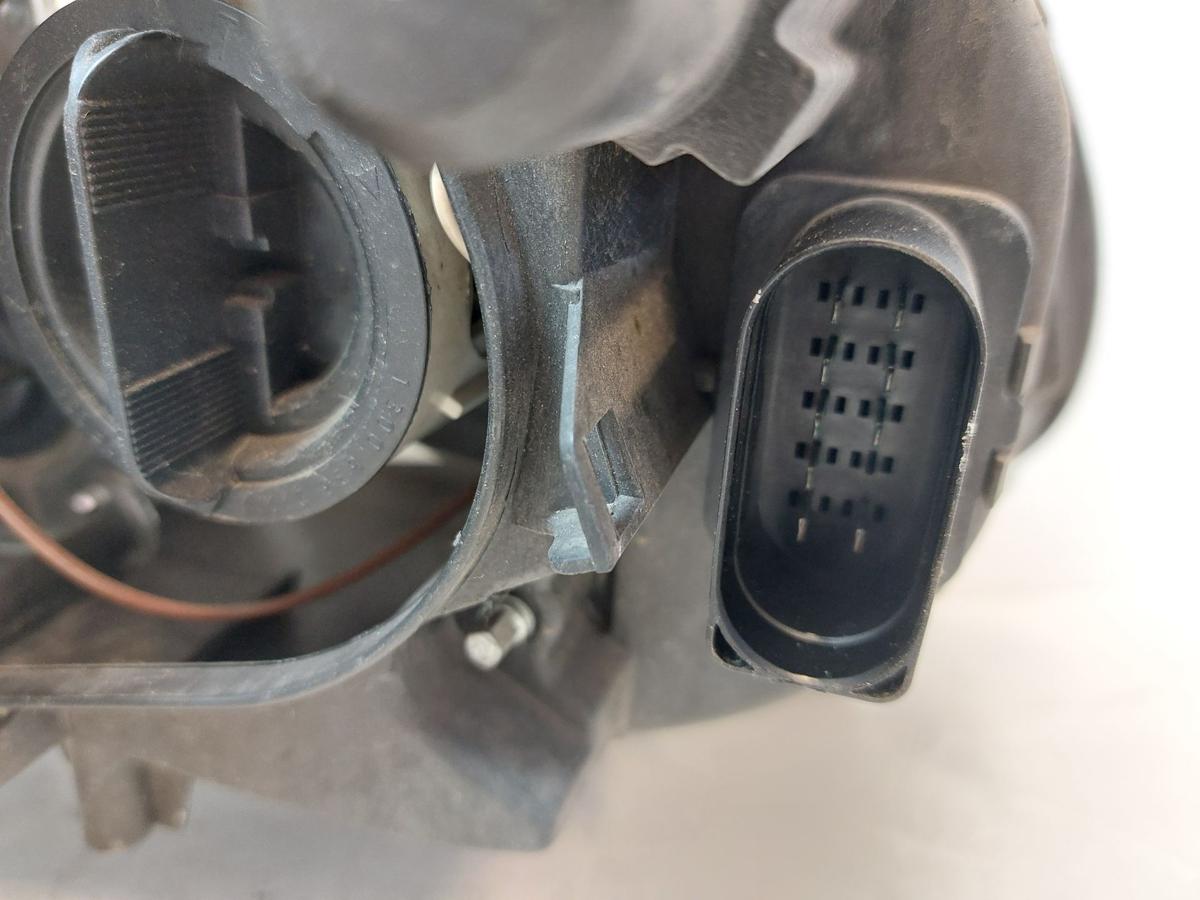 VW Touran 1T 1T1 Scheinwerfer vorn links Lampe Frontscheinwerfer Halogen