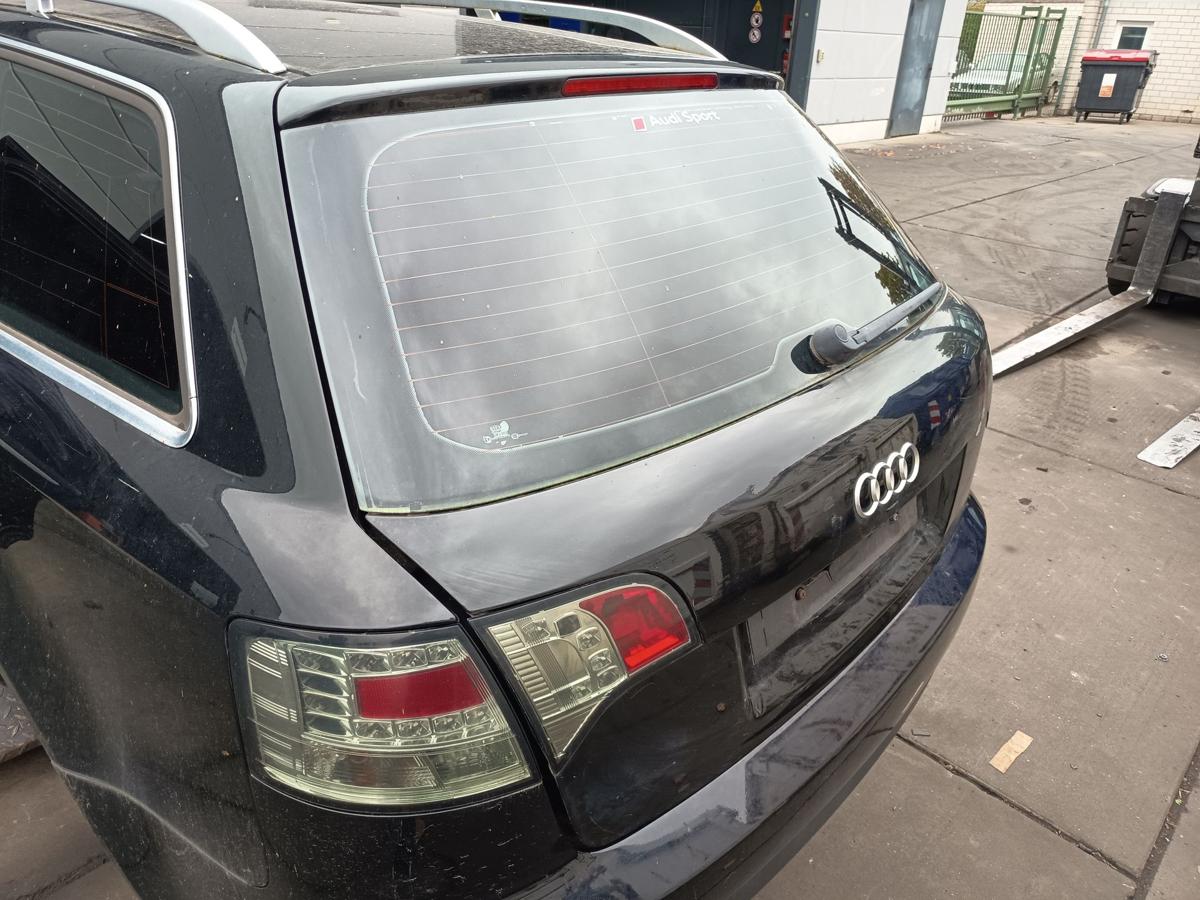 Audi A4 B7 Avant original Heckklappe mit Scheibe Y9B Brillantschwarz Bj 2007