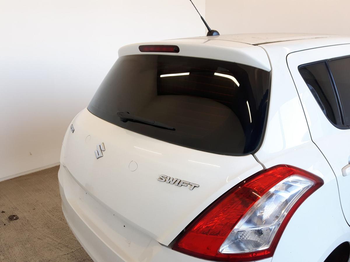 Suzuki Swift 5 NZ original Heckklappe mit Scheibe weiss 26U 5-türig BJ2011