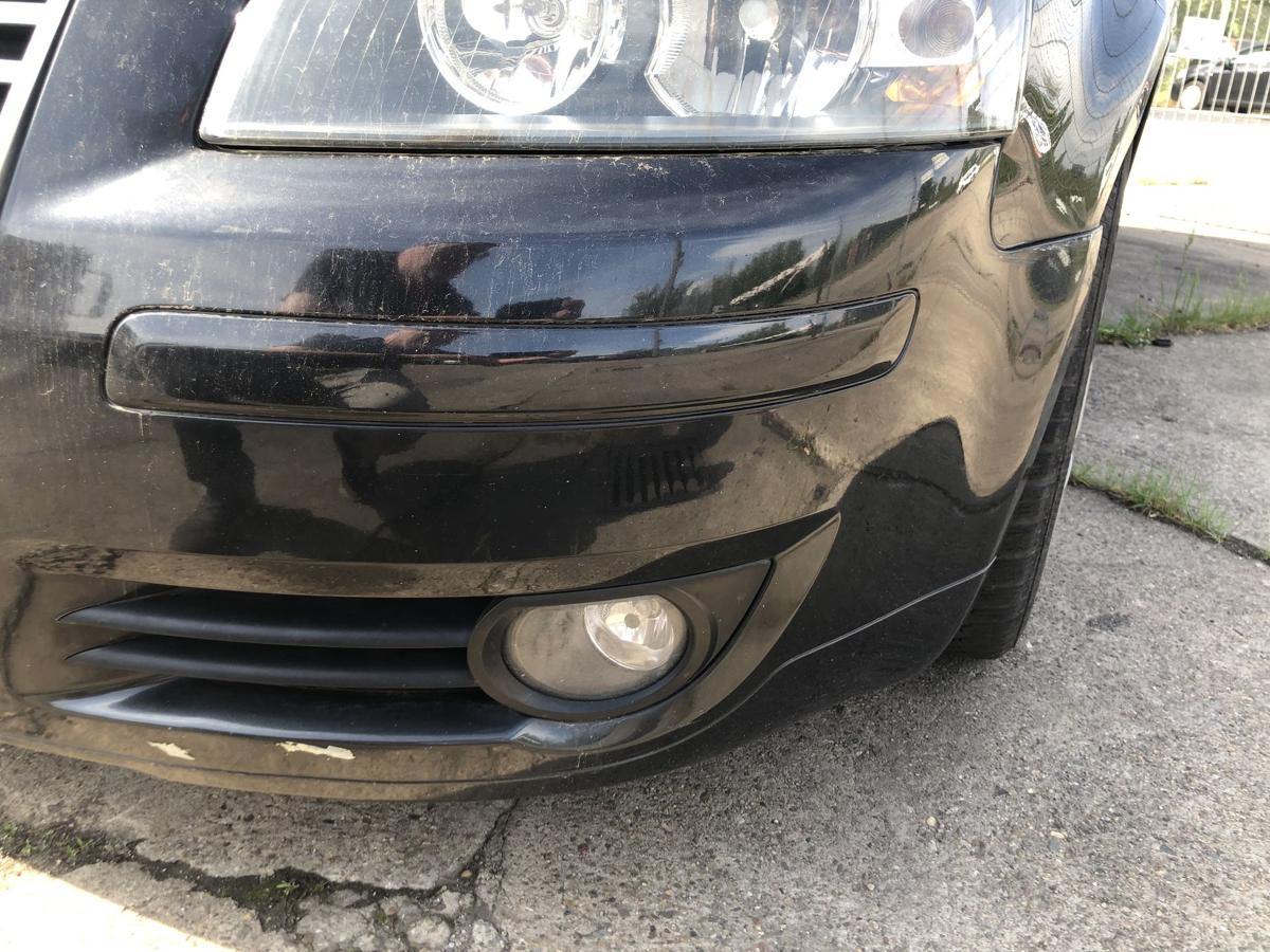 Audi A3 8P bis 2005 Sto&szlig;f&auml;nger vorn Frontsch&uuml;rze mit Nebel LZ9W Ebonyschwarz