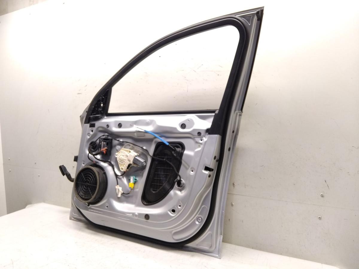 Audi A4 8K B8 T&uuml;r vorn rechts Beifahrert&uuml;r eissilbermetallic LX7W Bj.2009