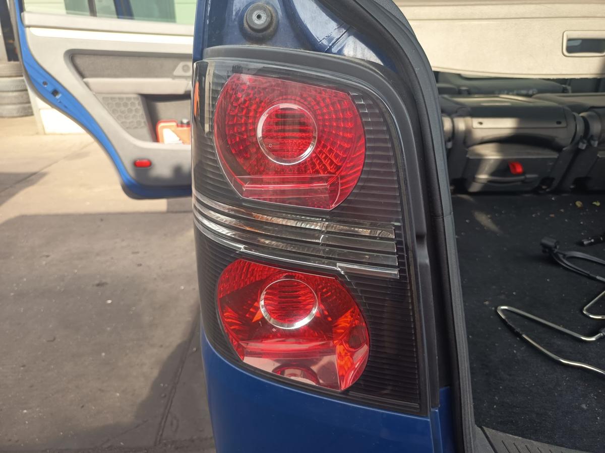 VW Touran GP 1T original R&uuml;ckleuchte links Heck Schlusslicht Bj 2009