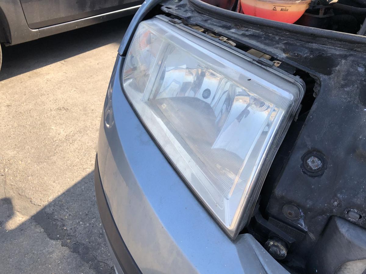 Skoda Fabia 6Y Scheinwerfer vorn rechts Frontscheinwerfer Lampe Halogen