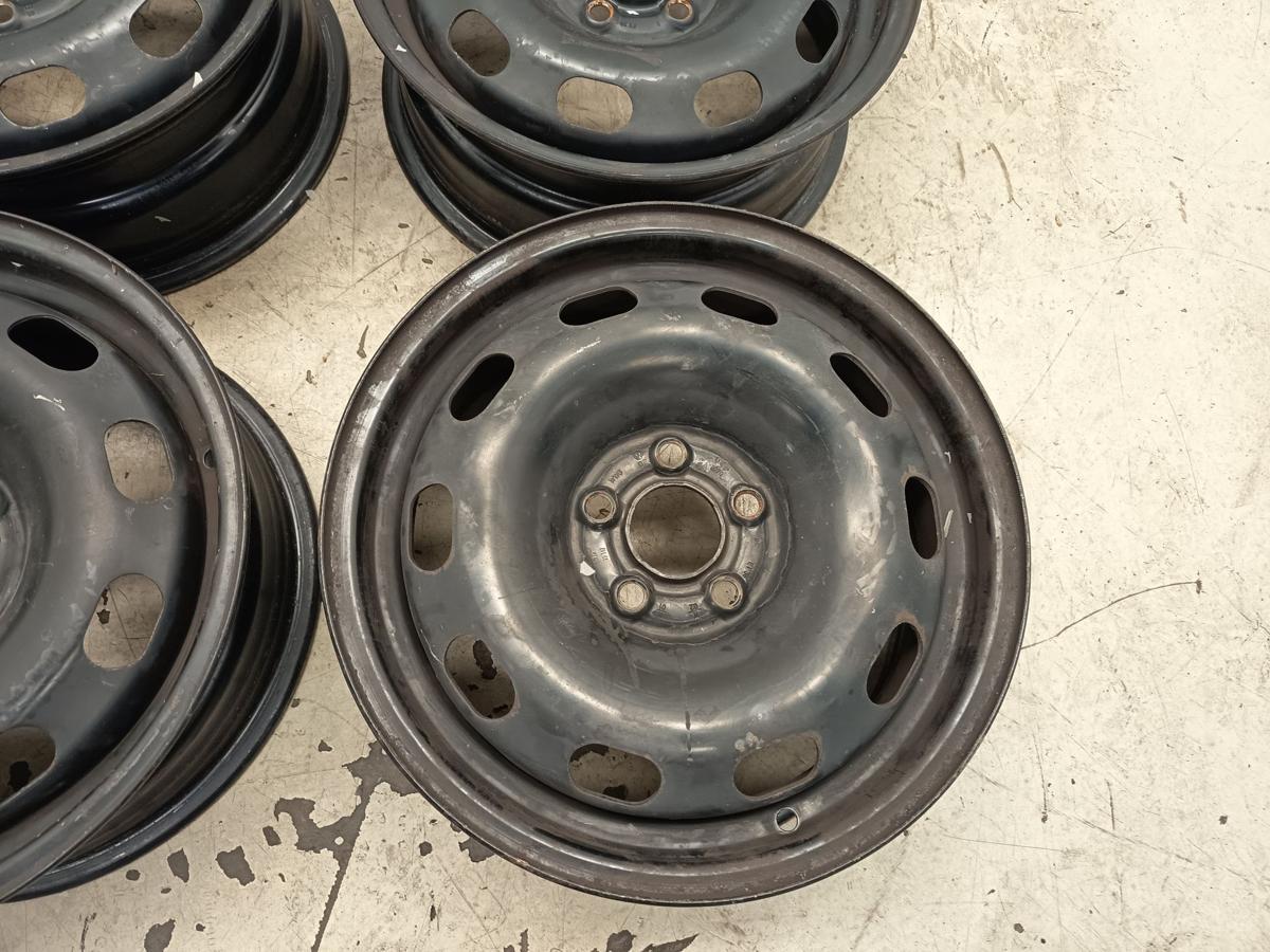 VW Golf IV original Satz Stahlfelgen 6x15 ET38 Baujahr 2003