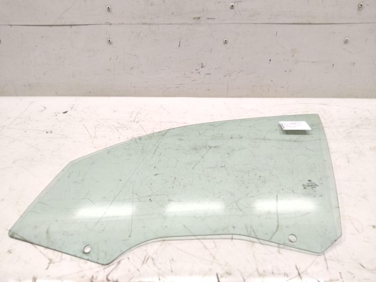 BMW 1er E87 original Türscheibe vorn links 5-türig grüncolor BJ2009