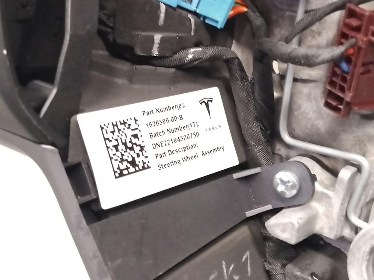 Tesla Model Y original 3 Speichen Lederlenkrad Lenkrad BJ2023
