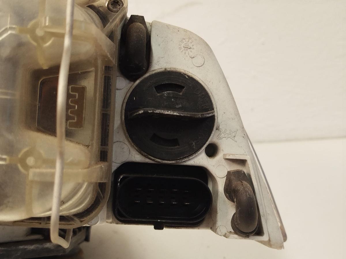 Skoda Octavia 1Z Scheinwerfer Hauptscheinwerfer vorn rechts Xenon bis Bj 09