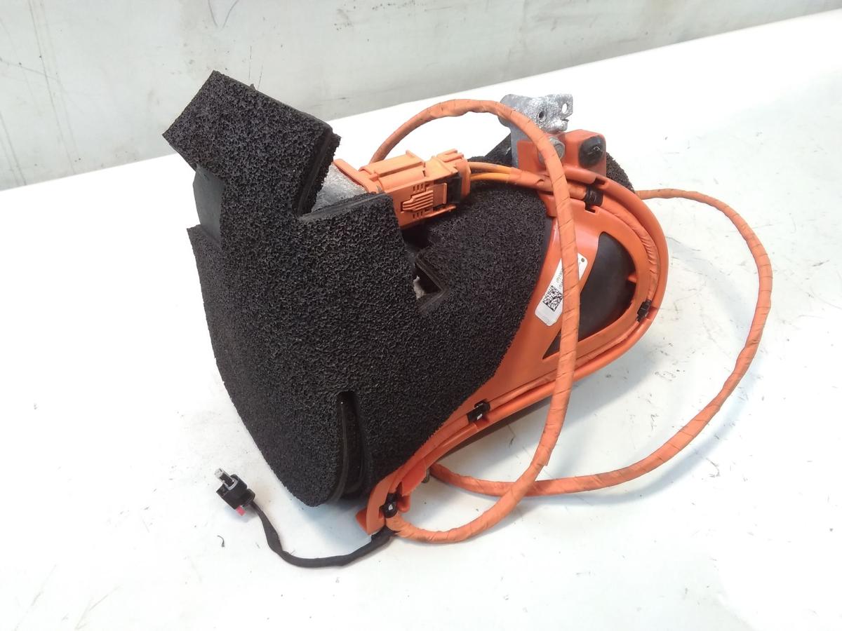 Tesla Model 3 original Klimakompressor 1501256-00-I BJ2021