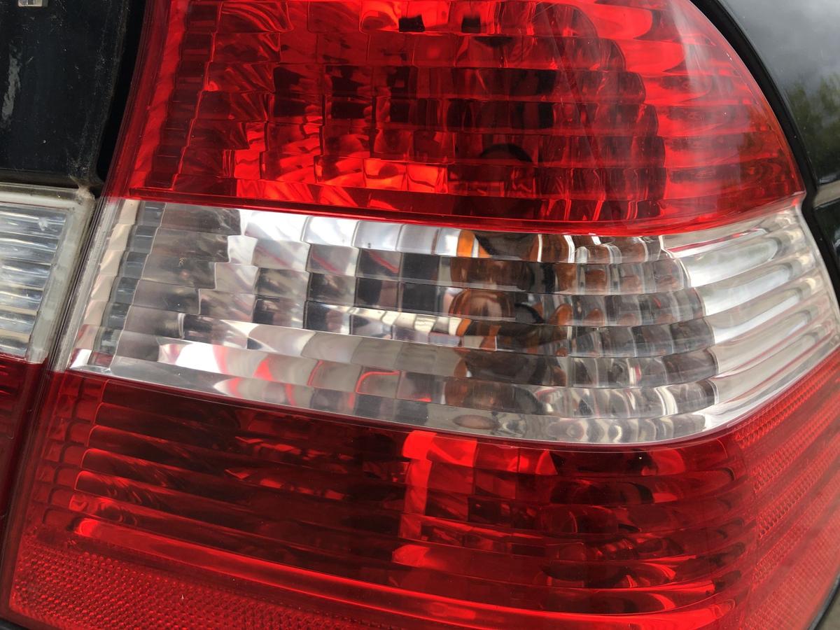 BMW 3er E46 Facelift R&uuml;ckleuchte rechts R&uuml;cklicht Heckleuchte Limousine ab 01