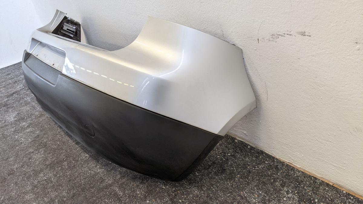 Stoßfänger Stossstange hinten für 3 o 5 Türer LA7W Reflexsilber VW Golf 5 1K