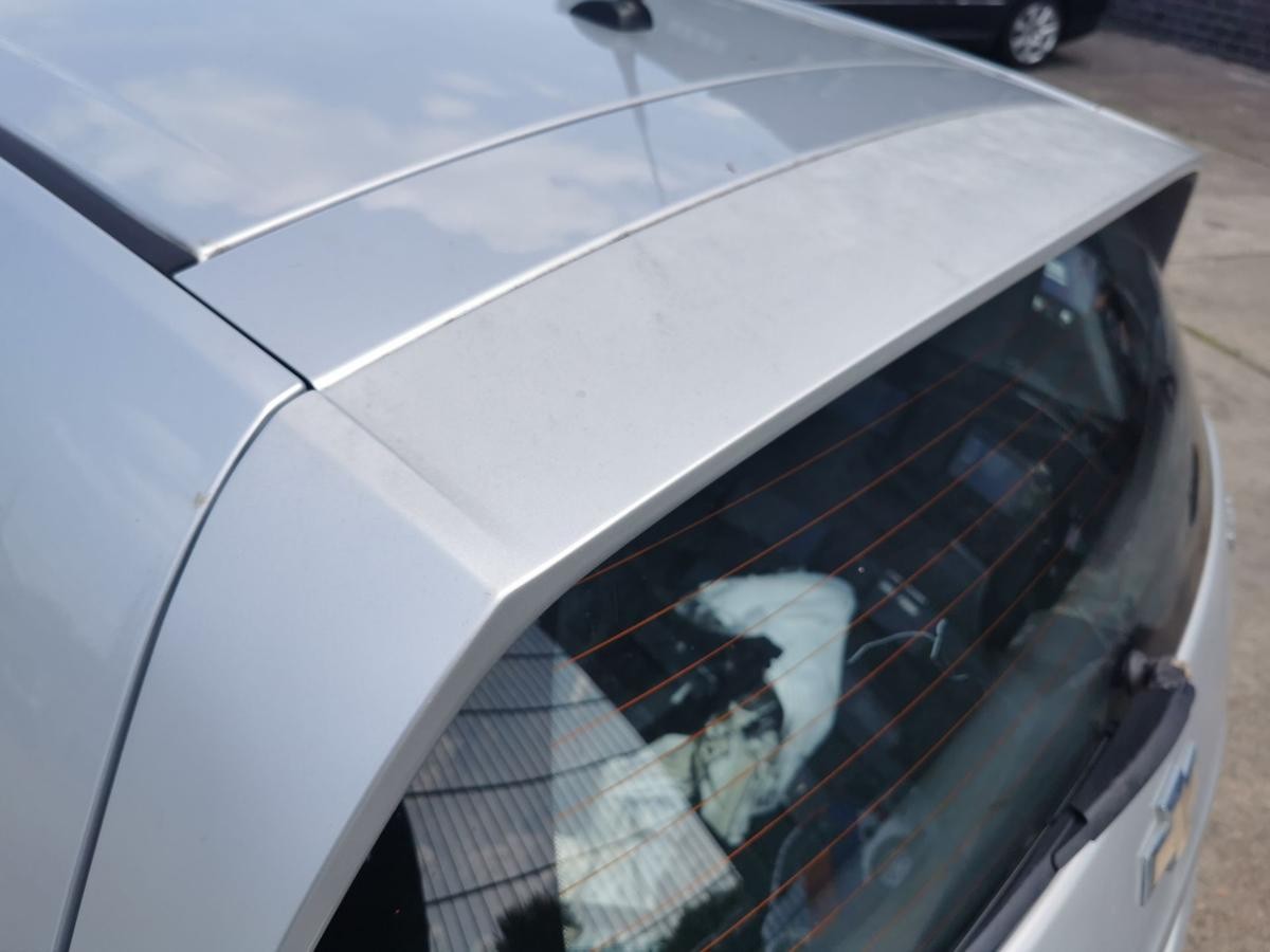 Chevrolet Aveo T300 Heckklappe Klappe Kofferklappe Roh 5 T&uuml;rer silber met TEXT