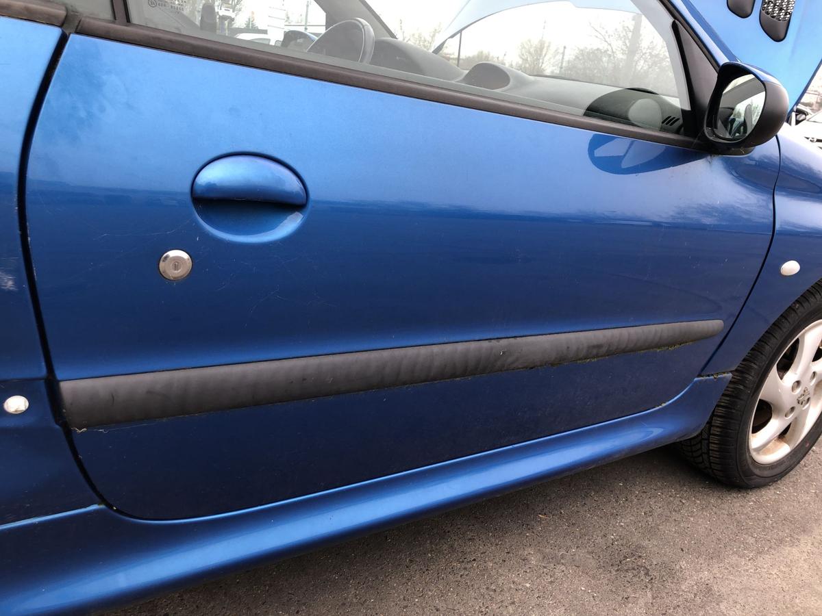 Peugeot 206CC Typ 2D T&uuml;r vorn rechts Beifahrert&uuml;r im Rohbau KMF Poseidon Blau