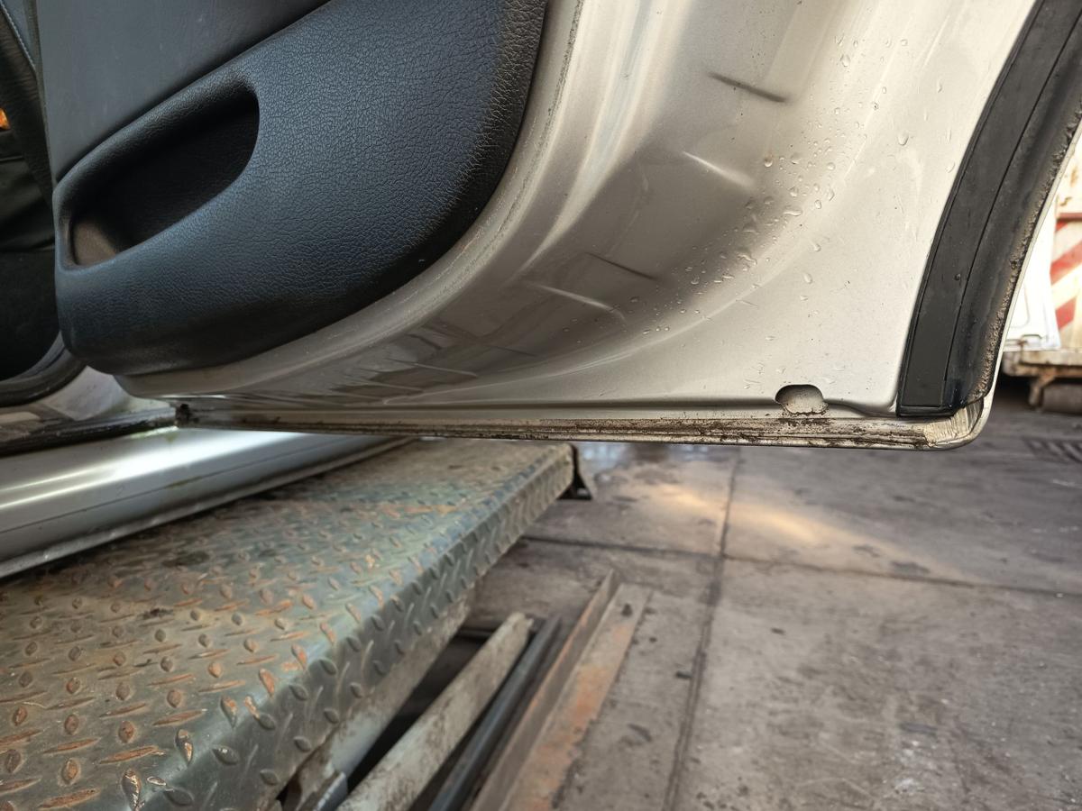 Peugeot 406 Break original T&uuml;r hinten rechts Fond EYC Quartzgrau Bj 2003