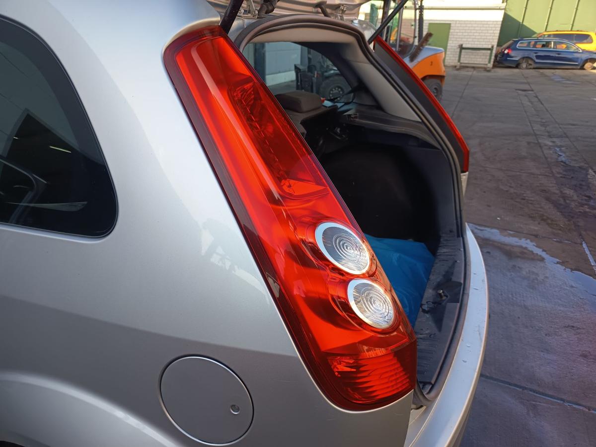 Ford Fiesta VI 3t&uuml;rer original R&uuml;ckleuchte links Heck Schluss Licht Bj 2006