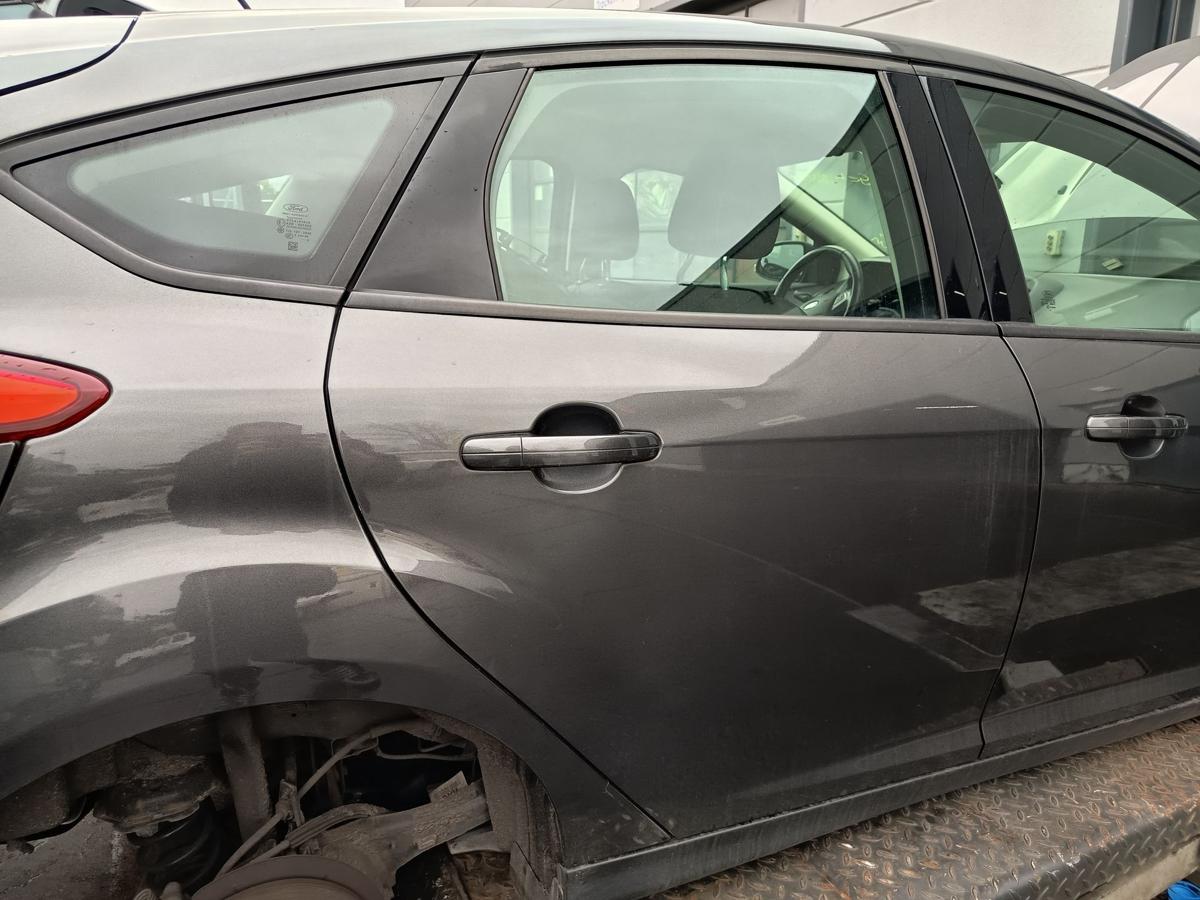 Ford Focus III original T&uuml;r hinten rechts Magnetic Grau 5TRG Baujahr 2015