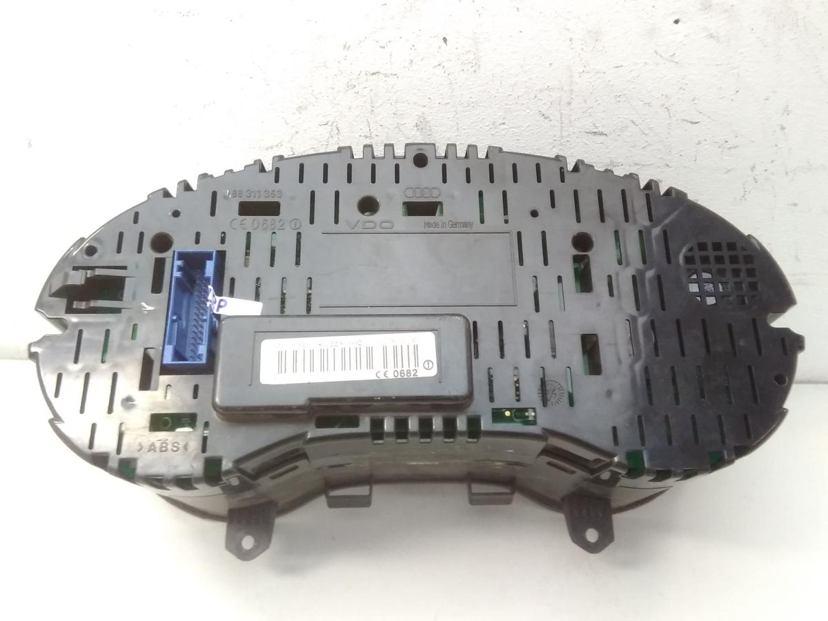 Audi A3 8P Tacho Kombiinstrument original 110080223002 VDO BJ2003